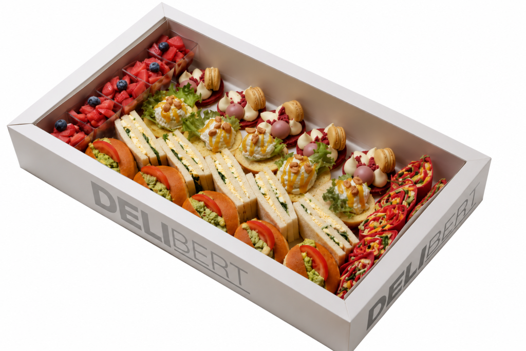 Vegetarische najaarslunch met luxe broodjes, bietenwraps, avocadosalade en zoete desserts.